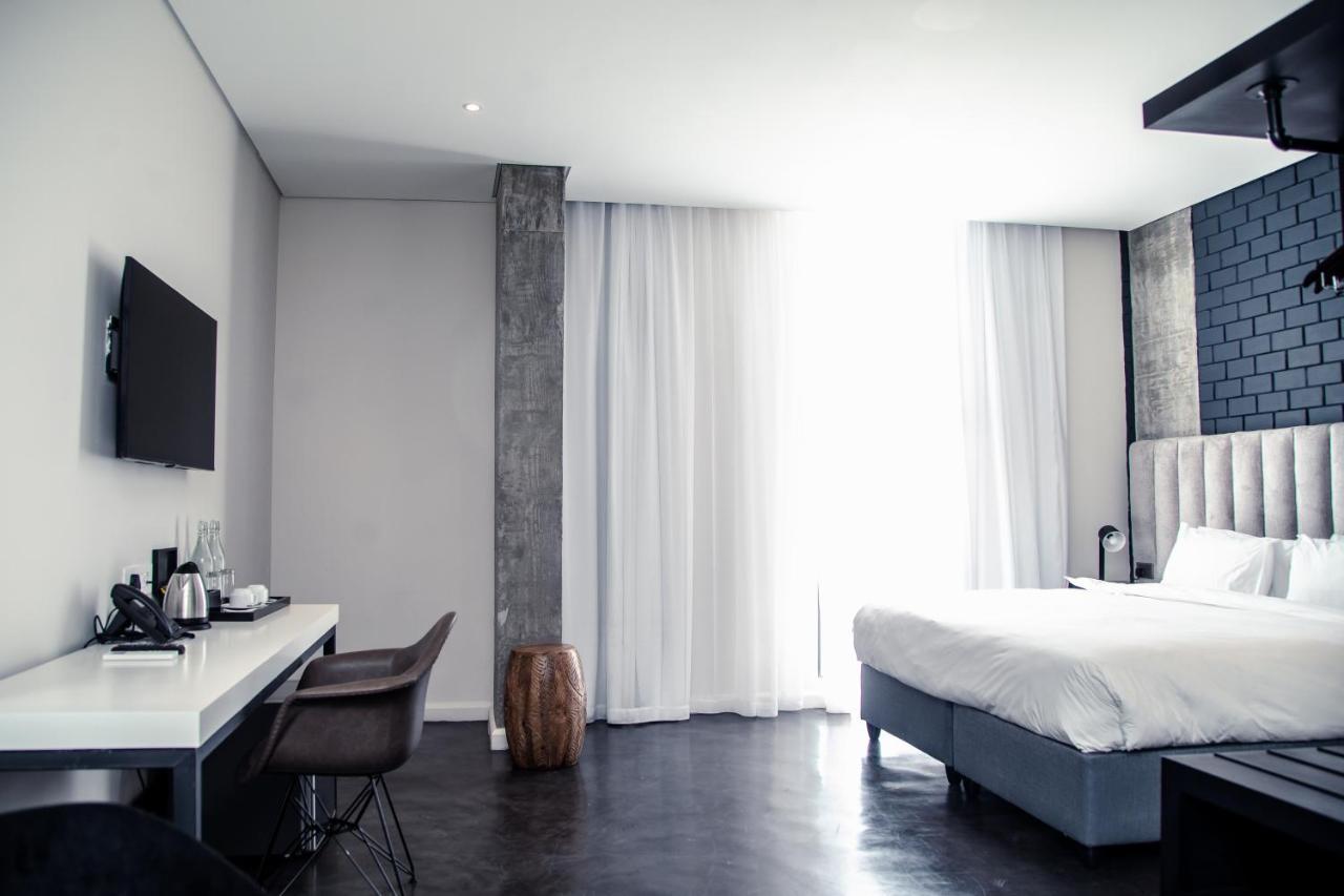 The Urban Hotel Lusaka Exterior photo
